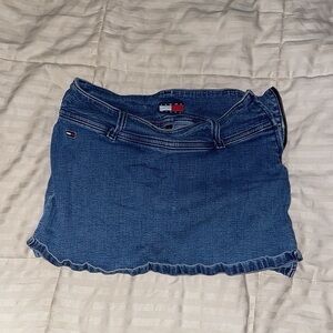 Tommy Hilfiger denim mini skirt